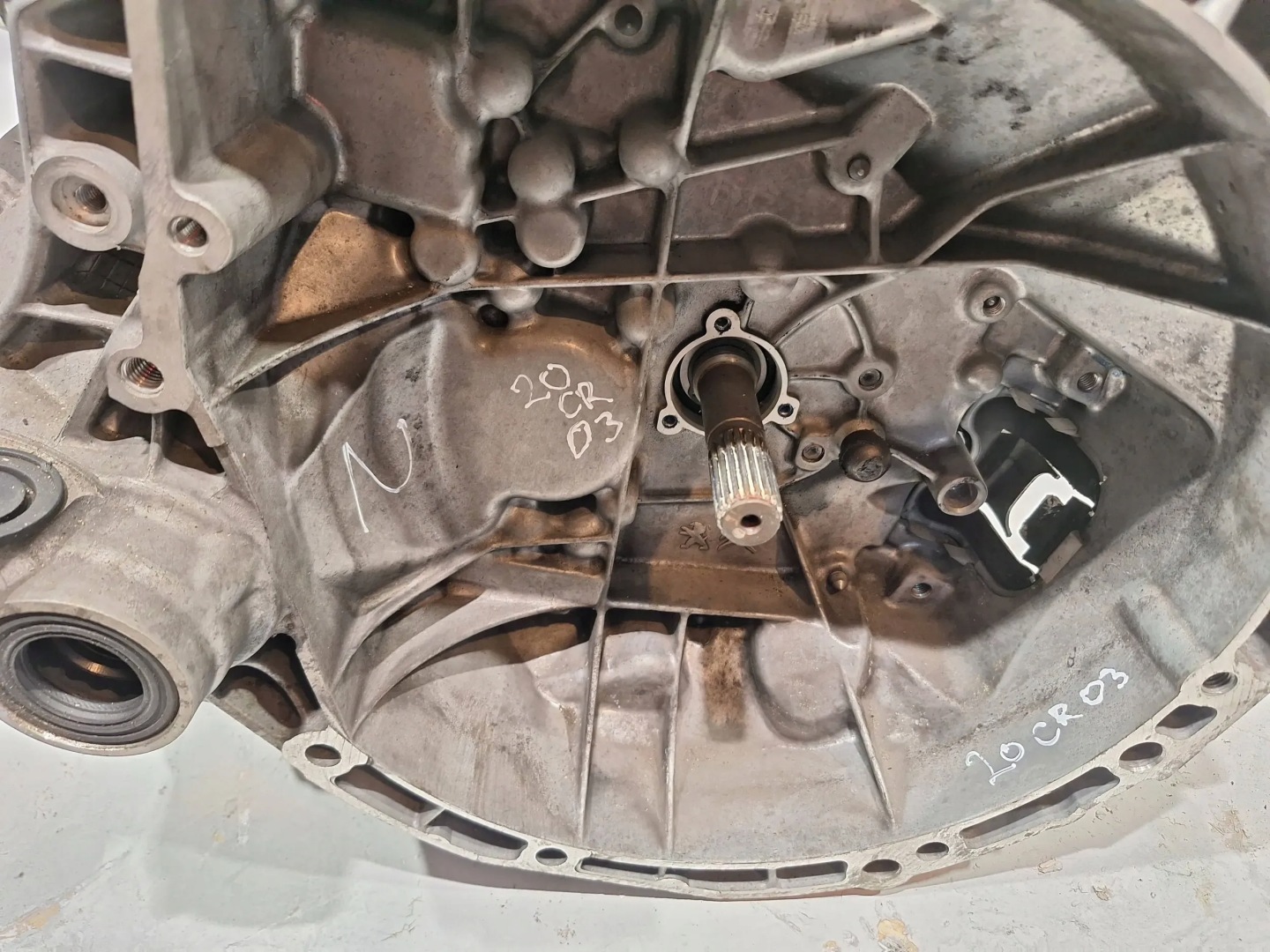 GETRIEBE 20CR03 PEUGEOT 208 1.2 VTI 12