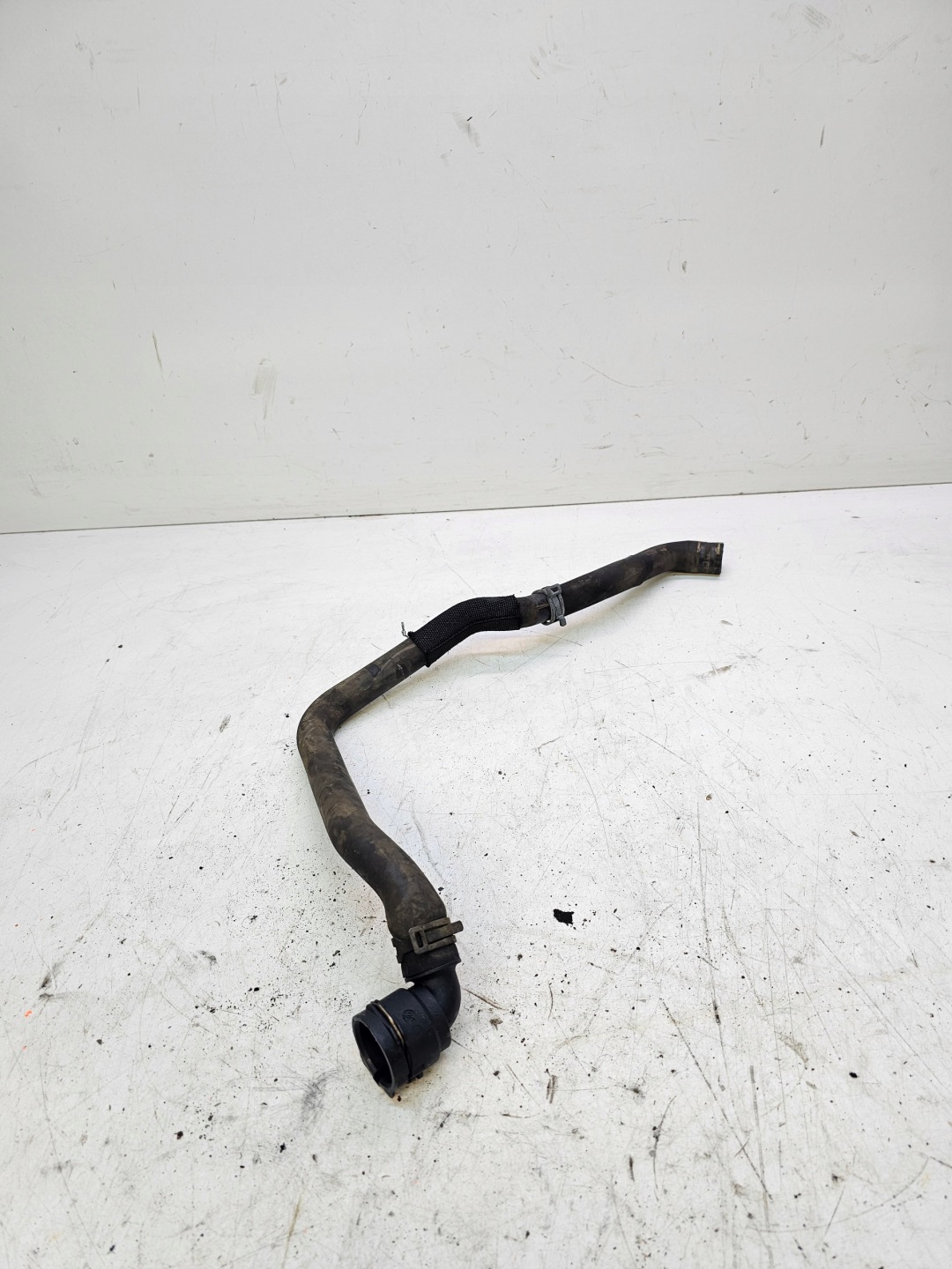 prijenos vode AUDI A3 8V Q3 8U VW 2.0 TDI 5N0122157AJ