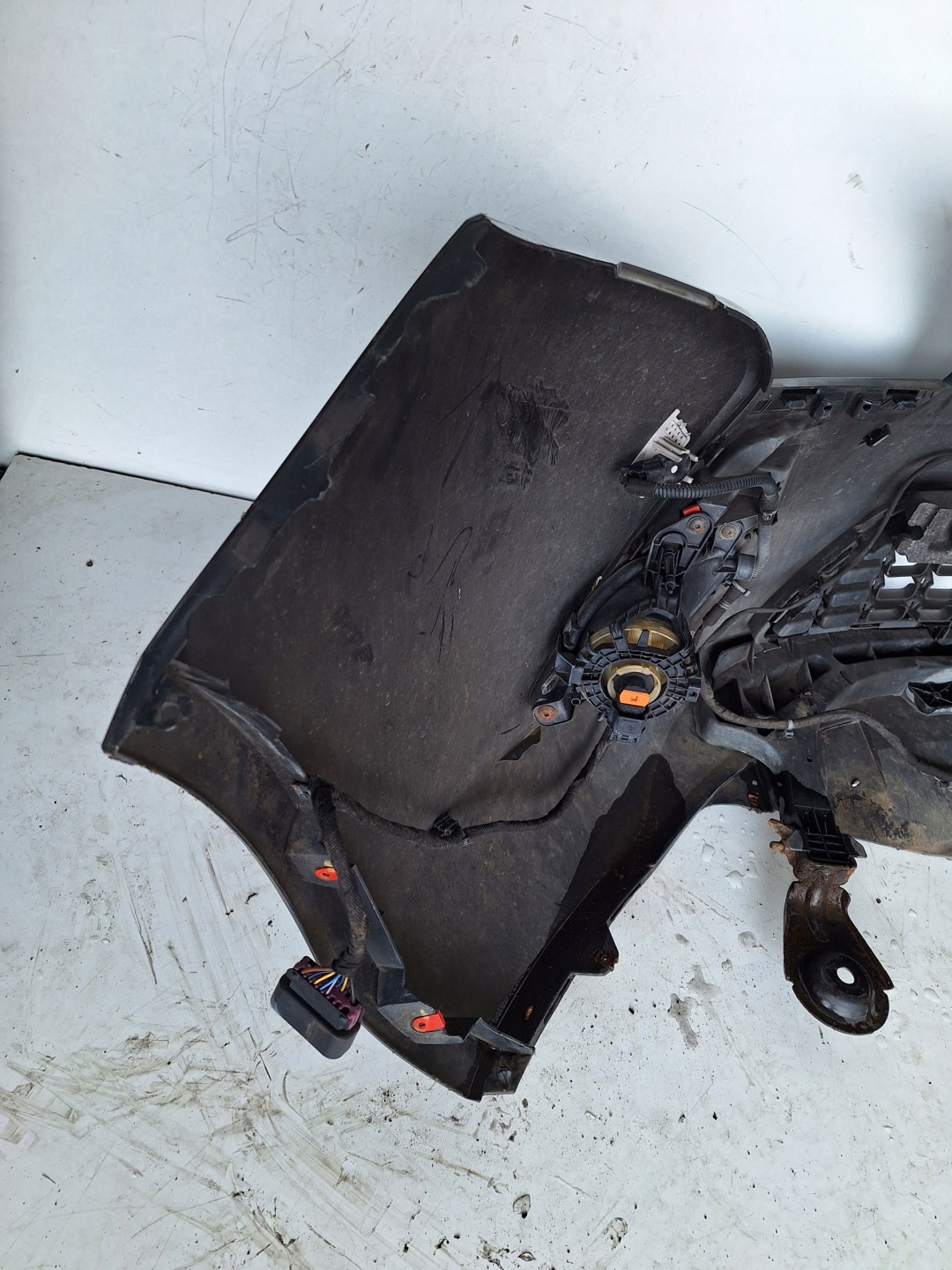 OPEL ZAFIRA C 12-16 bumper + PDC Z190