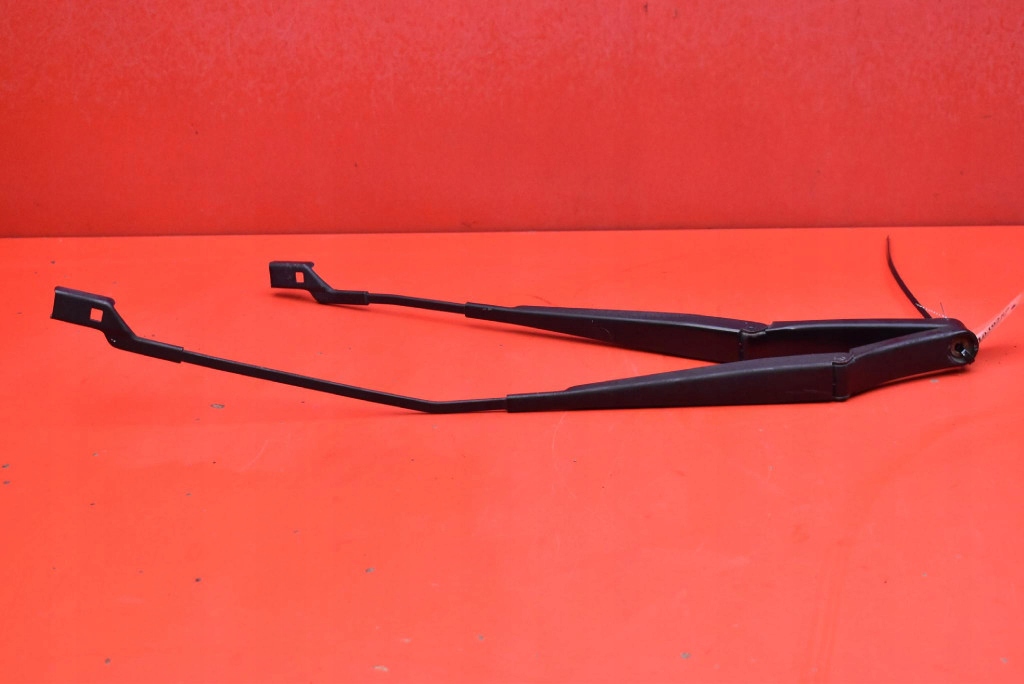 wiper arm front EU 1Q1955410 VW GOLF 6 VI 08-15