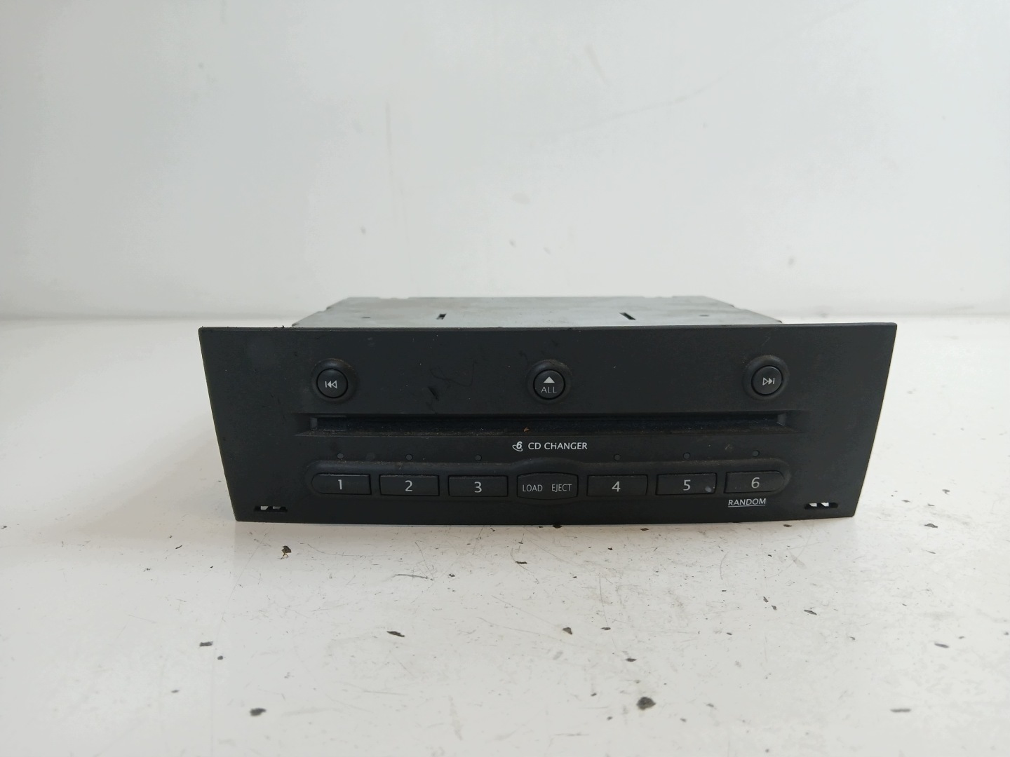 RENAULT MEGANE II changer PLYT CD 8200485082