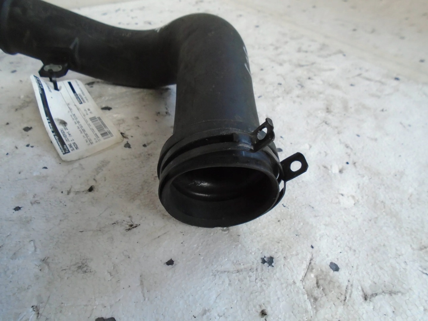 pipe wiring air R2AA13231 Mazda 6 2.2D
