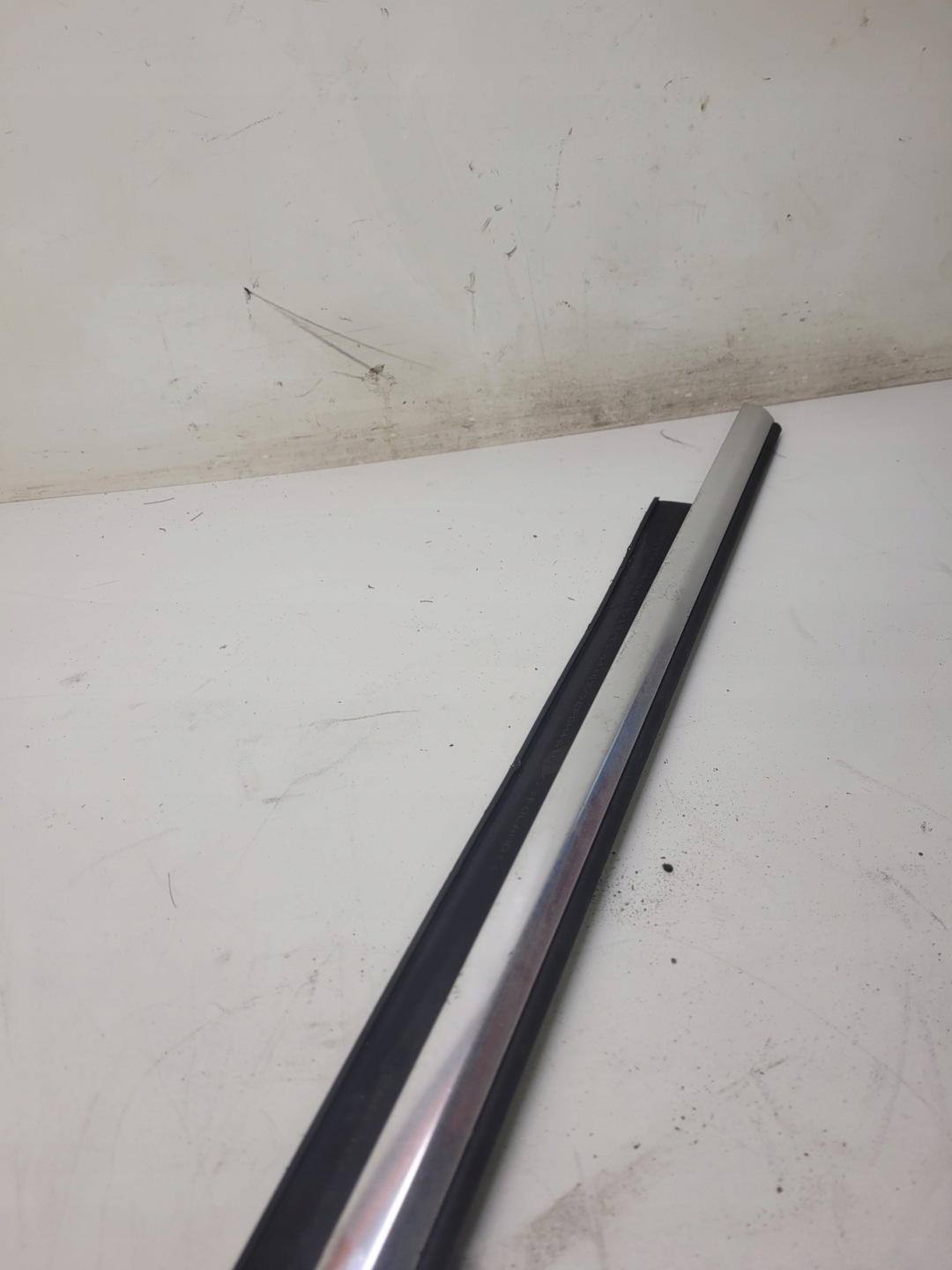 moulding CHROM door left rear part AUDI A7 4G8853763H