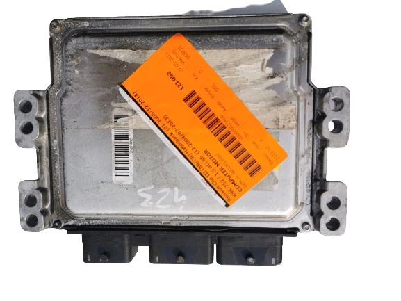 RENAULT CLIO 1.5DCI 28321424 237101989R computer E