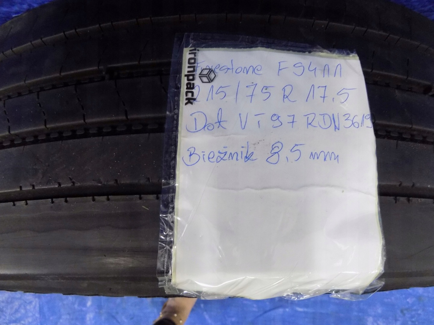 CUSCINETTO TENDICINGHIA CERCHIO 215/75/R17,5 FIRESTONE FS411 8,5MM