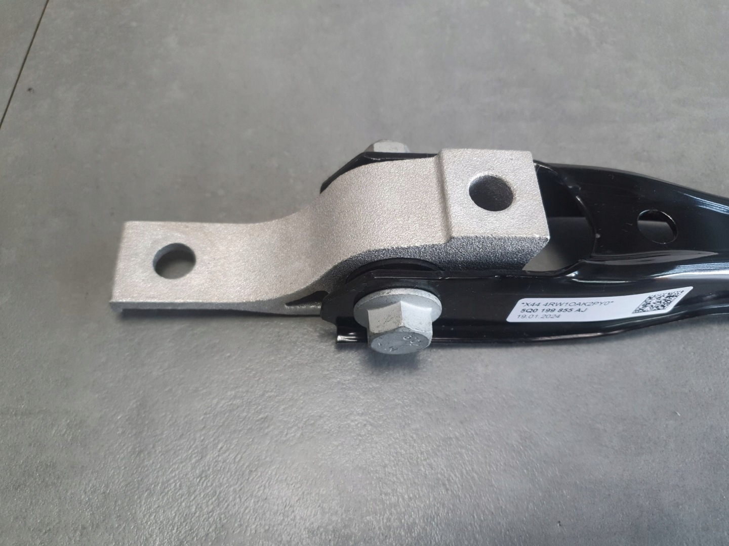 Cupra Formentor Getriebehalter getriebe 5Q0199855AJ