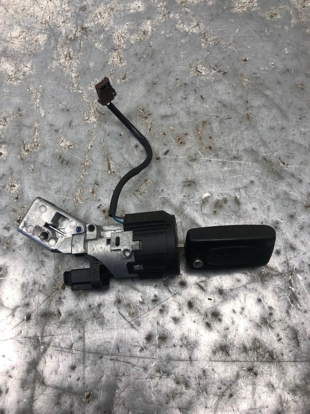 ignition + key CITROEN C4 and 9663123380
