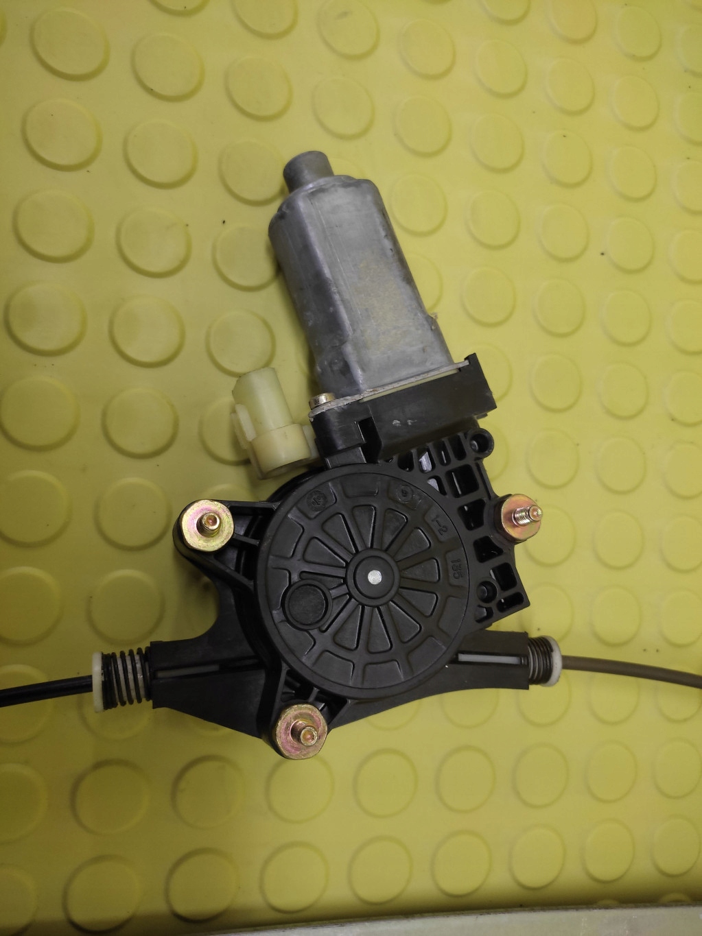 HYUNDAI ACCENT window regulator right rear part