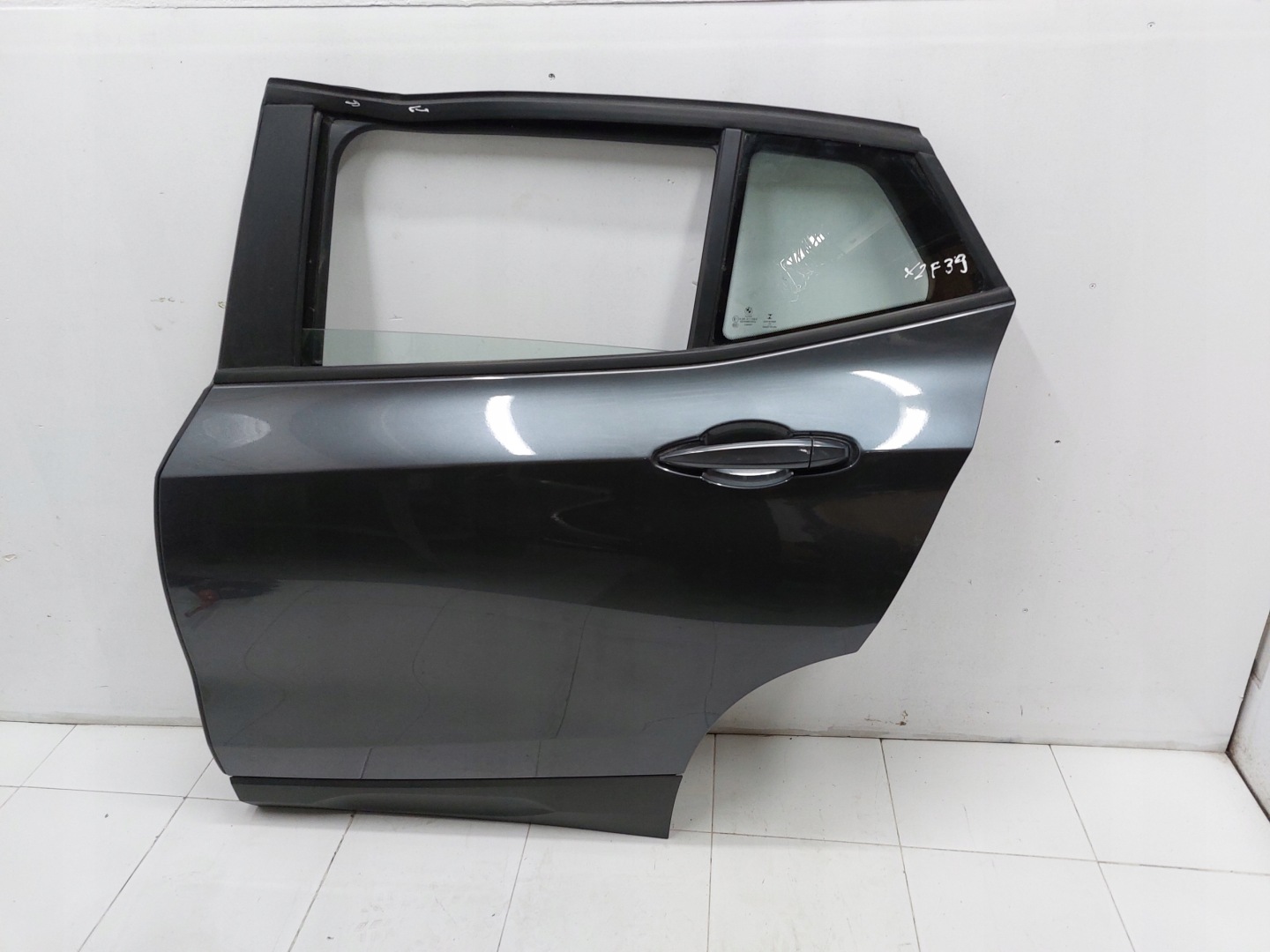 BMW X2 F39 17-23r door left rear part complete