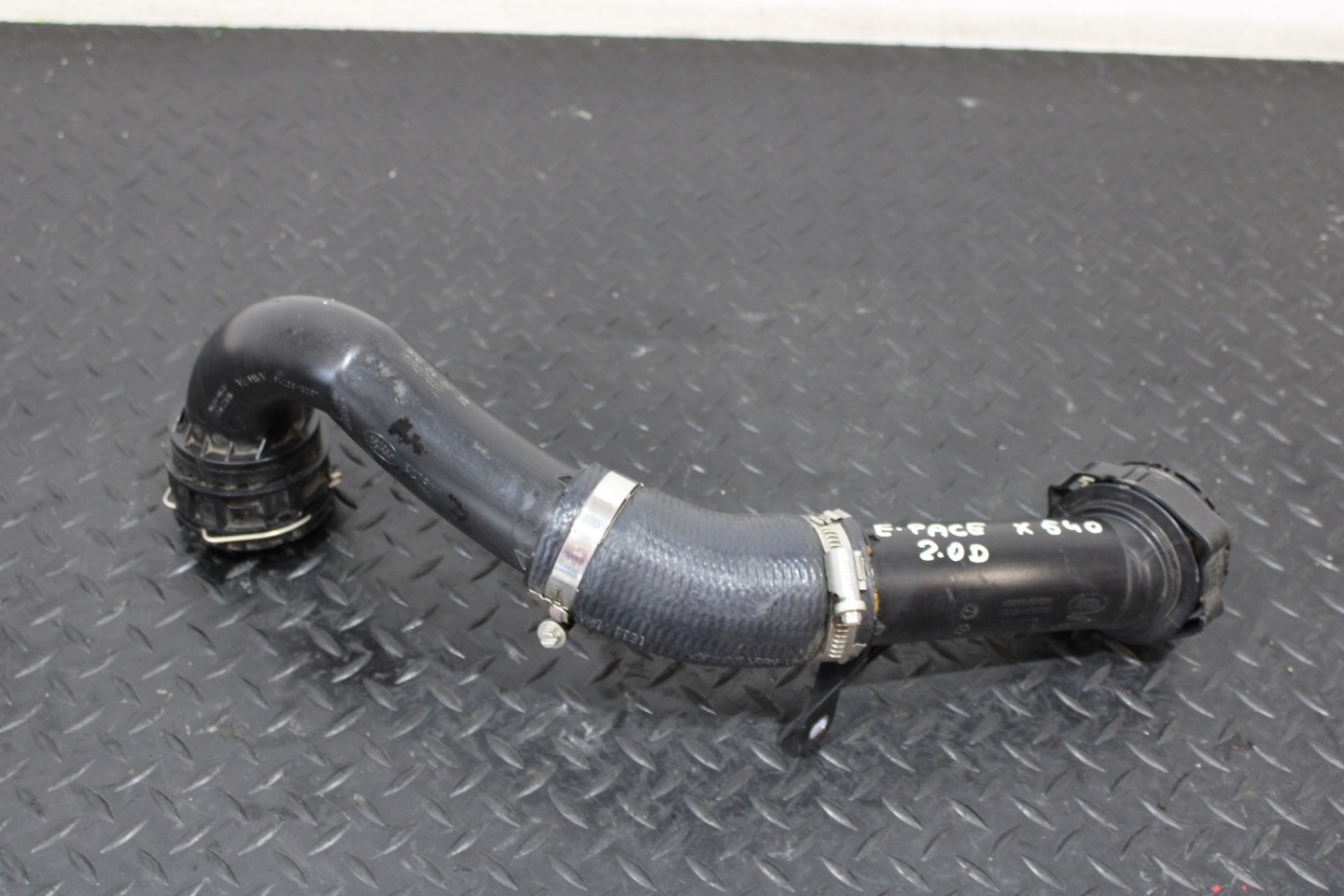 pipe wiring JAGUAR E-PACE X540 LIFT M8D2-6C715