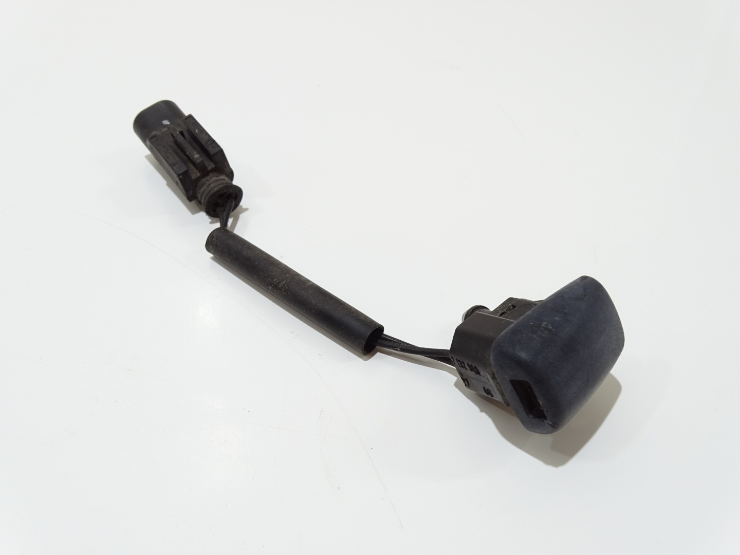 DYSZA Lave phare du capot BMW E60 E61 7132969 (4642618)