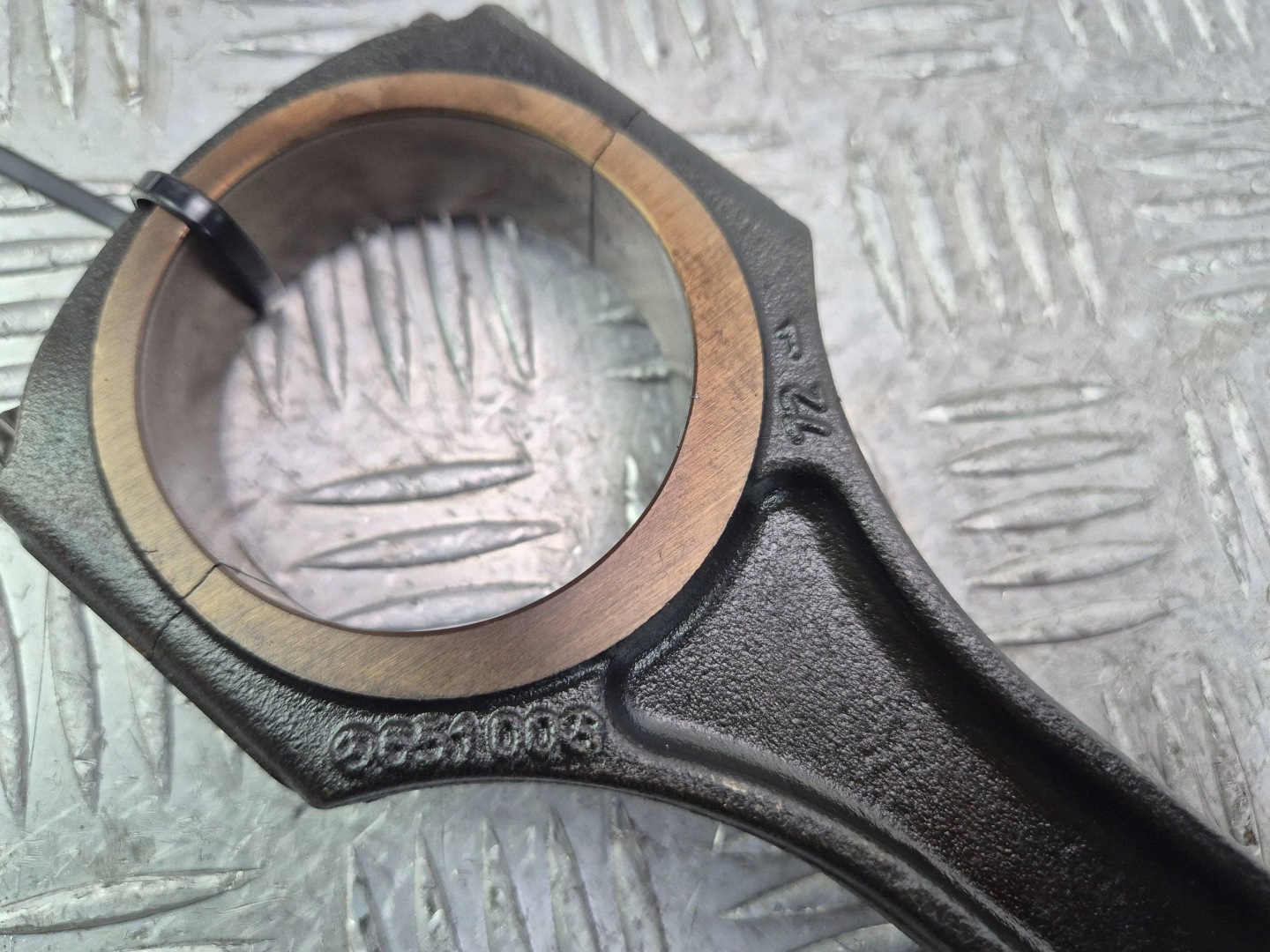 piston with connecting rod Mercedes C250 CDI W204 65100 OM651911