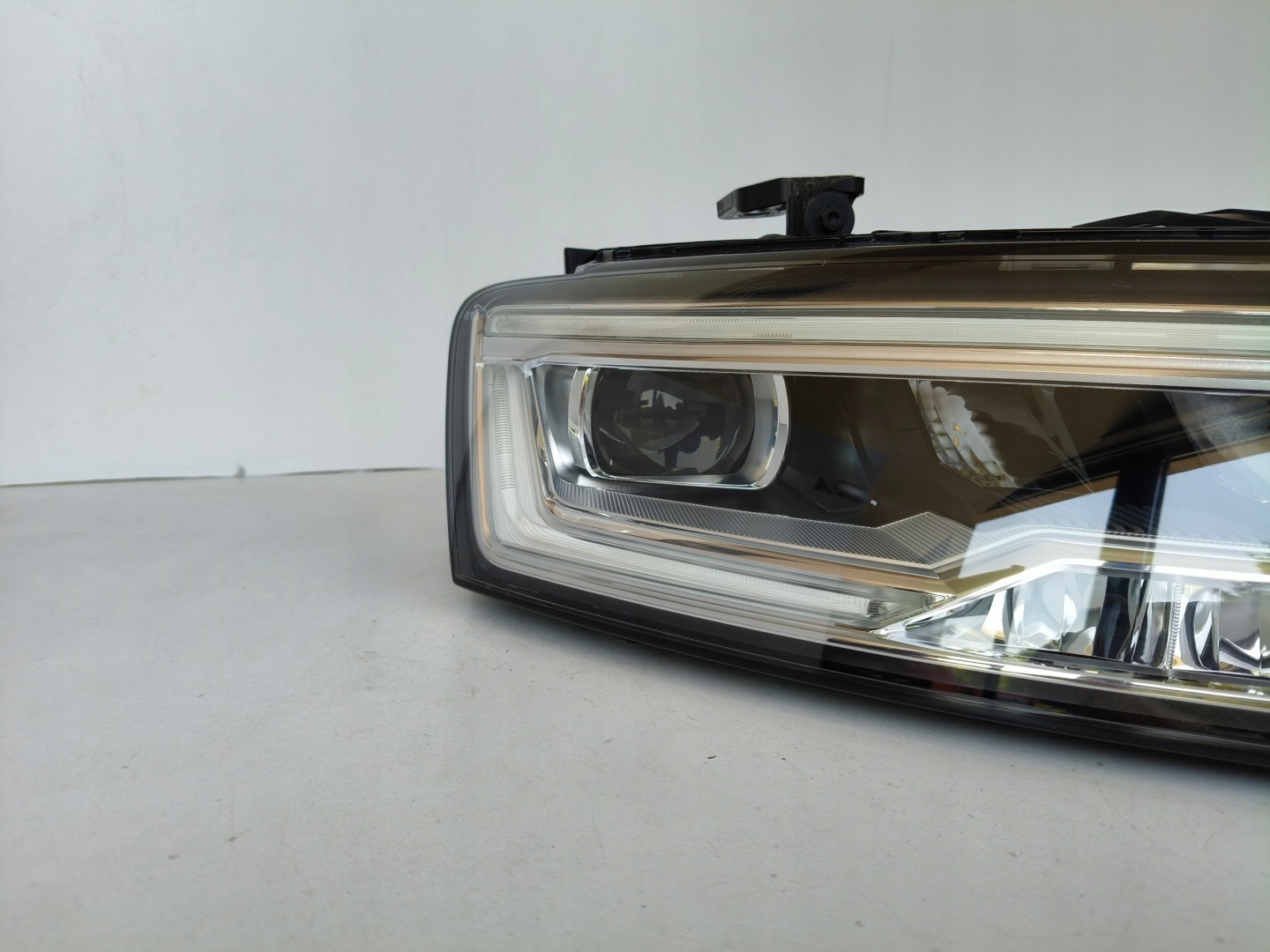 light right REFLEKTOR AUDI Q3 8U 8U0 14- LIFT FULL LED