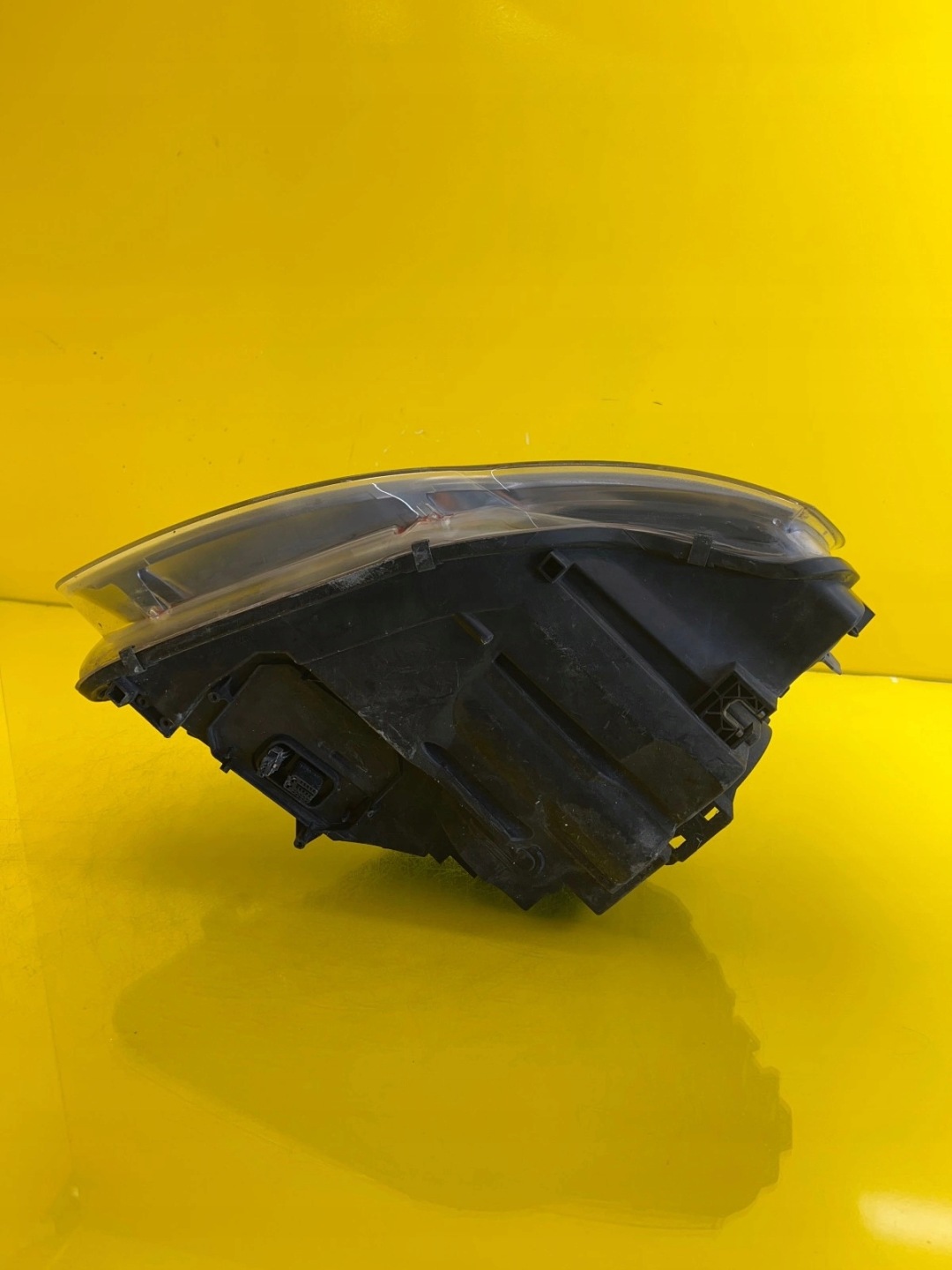 light left front Audi A4 B7 05-08 Xenon 8E0941003AM