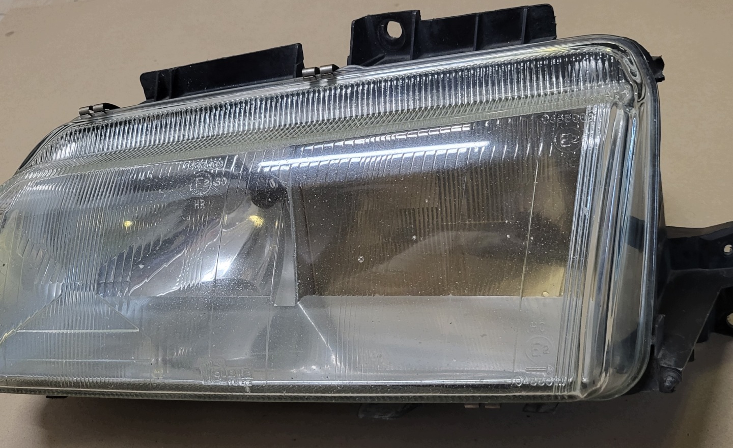 light REFLEKTOR left front PEUGEOT 605 6B 60916650 0488009 original EUROPA
