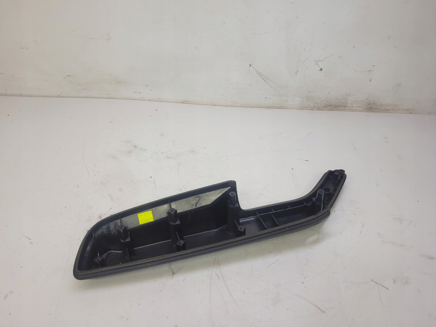 armrest door PRAWYCH AUDI A6 C6 4F0867174A