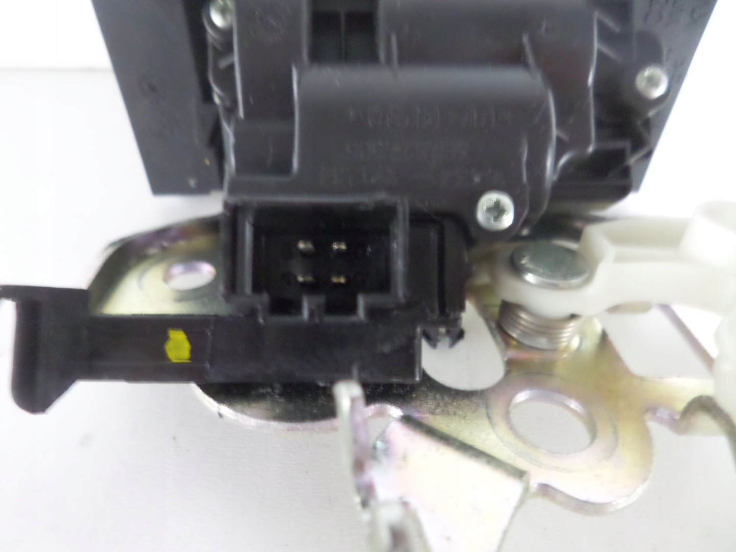 lock bonnet rear part SKODA RAPID 12- SPACEBACK KOMBI