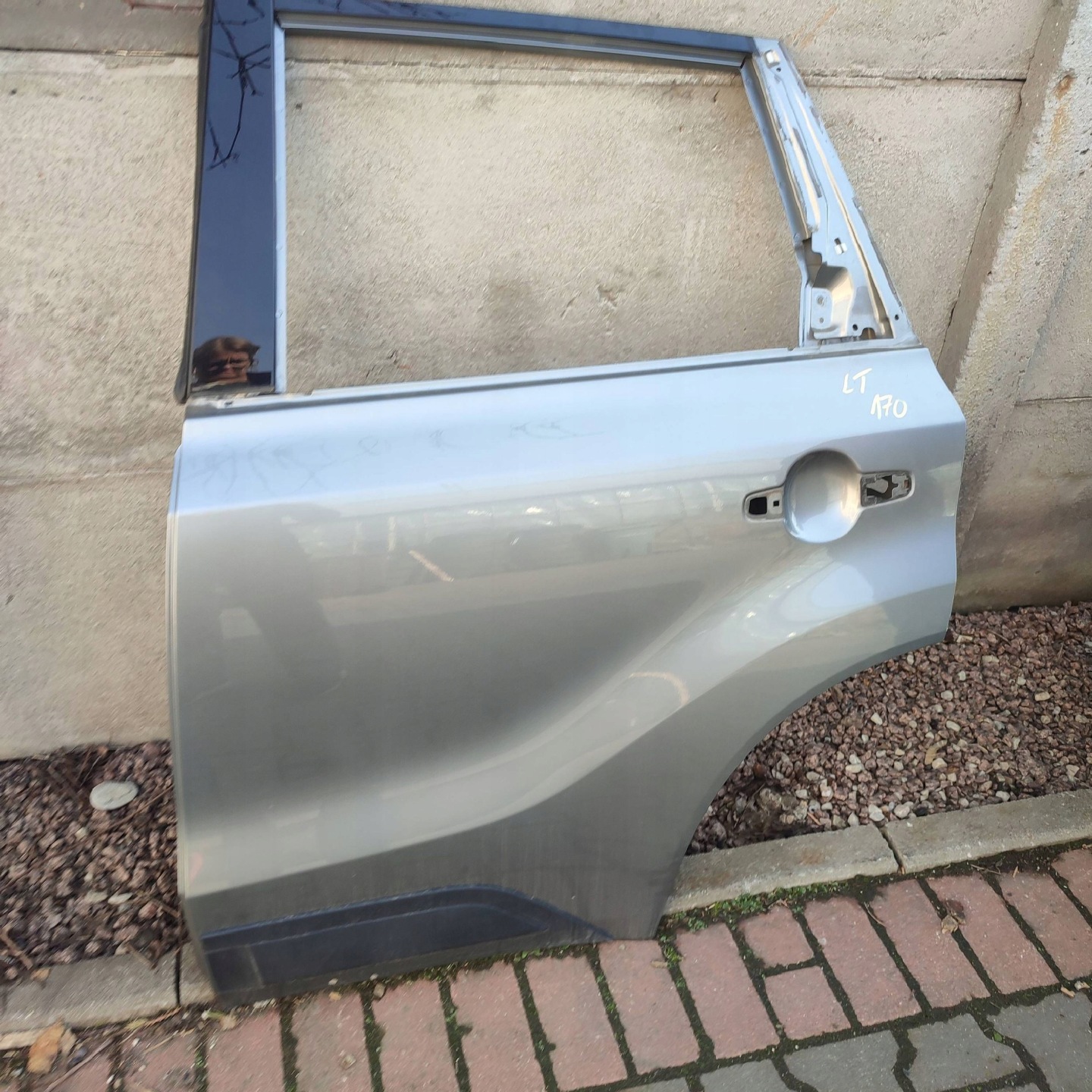 door rear. rear part side left Suzuki Vitara (LY)
