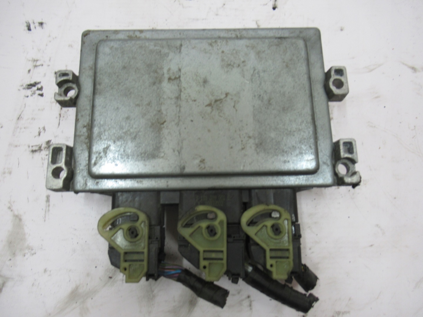 computer control unit of the engine FORD FIESTA MK7 1.25