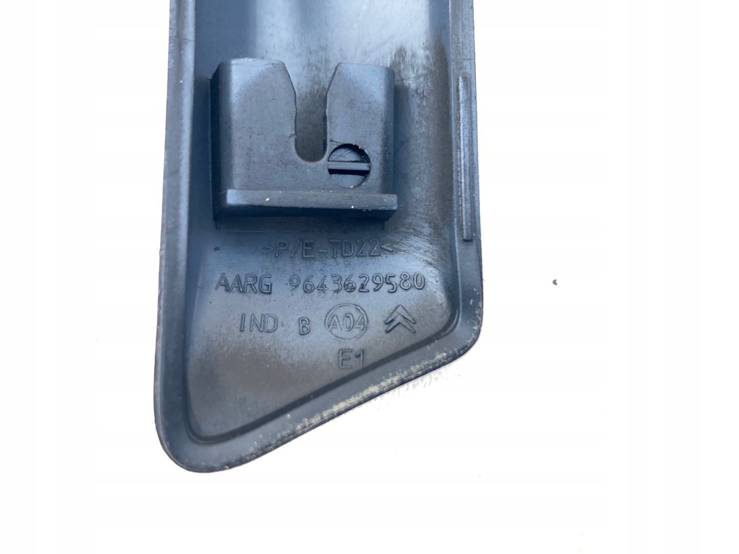 modanatura parafango posteriore sinistra Citroen C2 EXYB 03-09r.