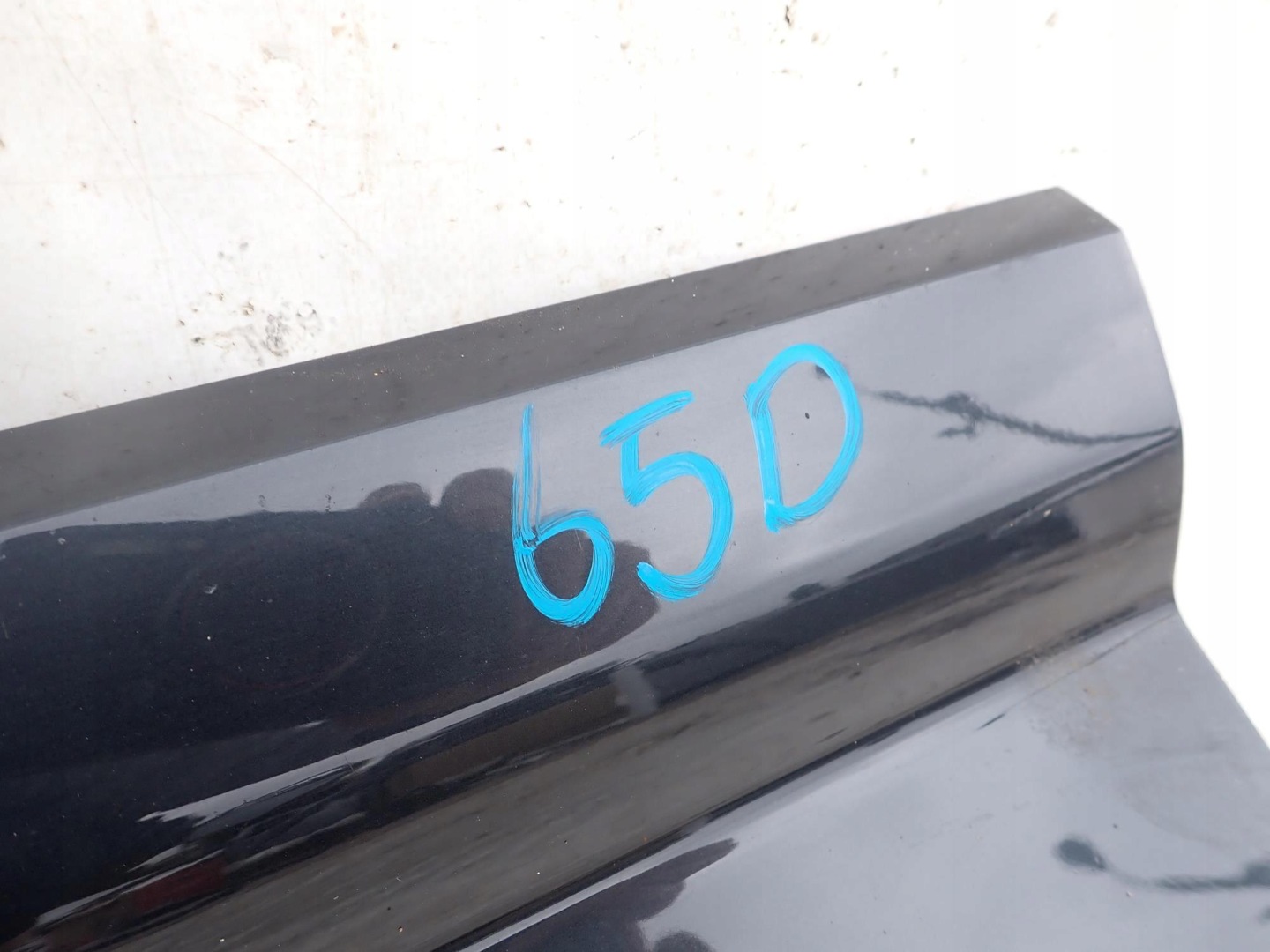 AUDI Q2 16-23 cap moulding door left front