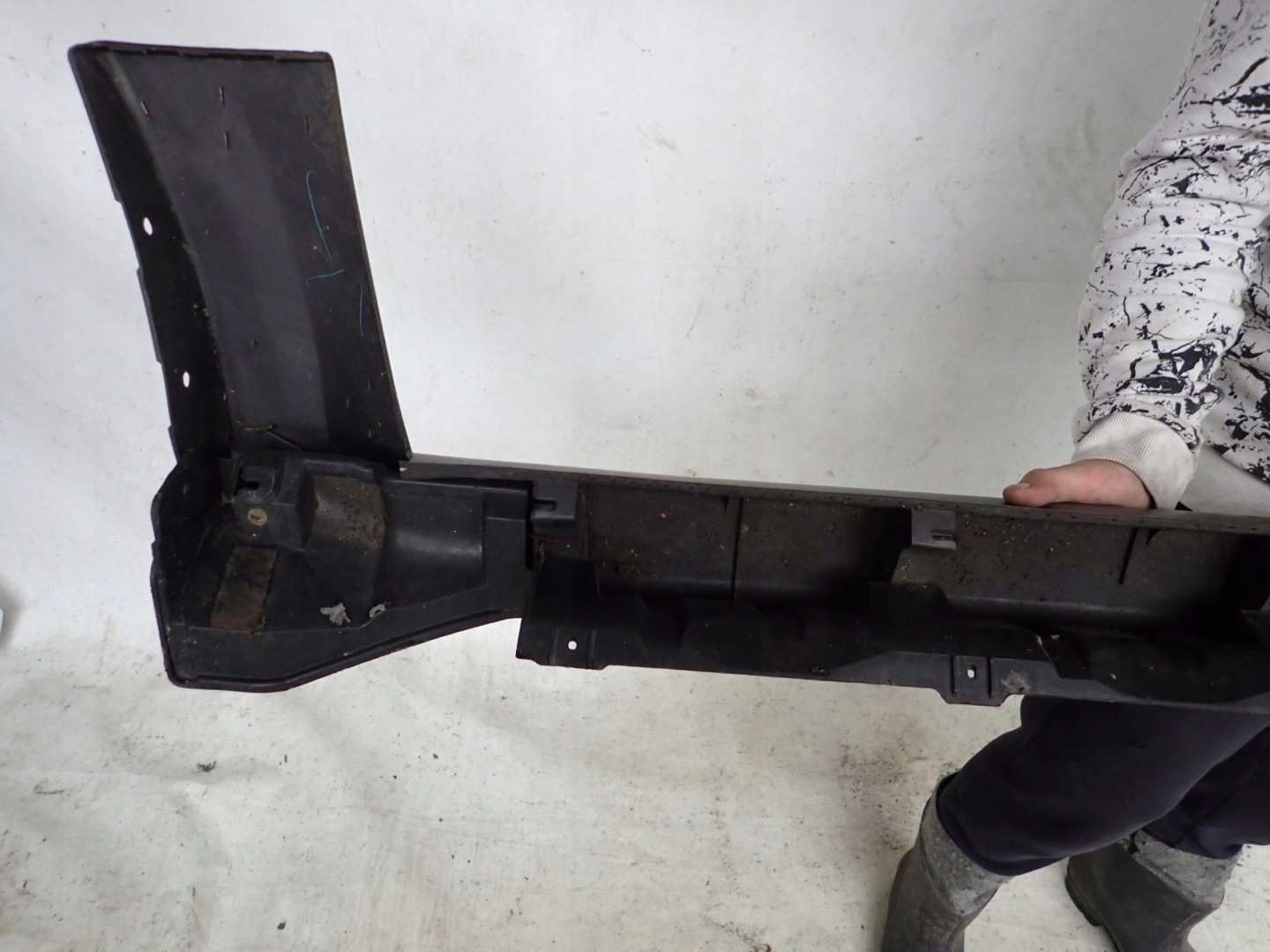 MITSUBISHI OUTLANDER and 03-06 moulding threshold left MR971434