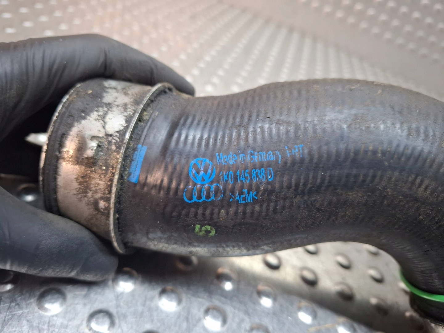 cijev prijenos interkulera 1K0145838D VW GOLF V OCTAVIA II A3 8P 2.0 TDI