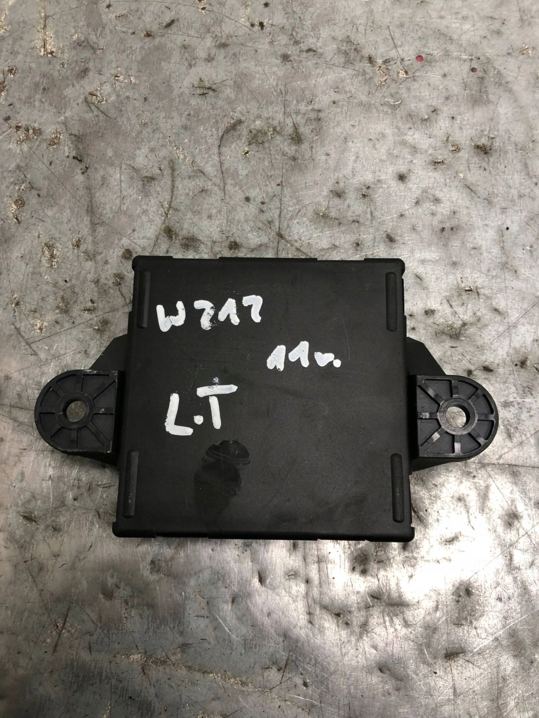 module door left rear part MERCEDES W212 A2129003906