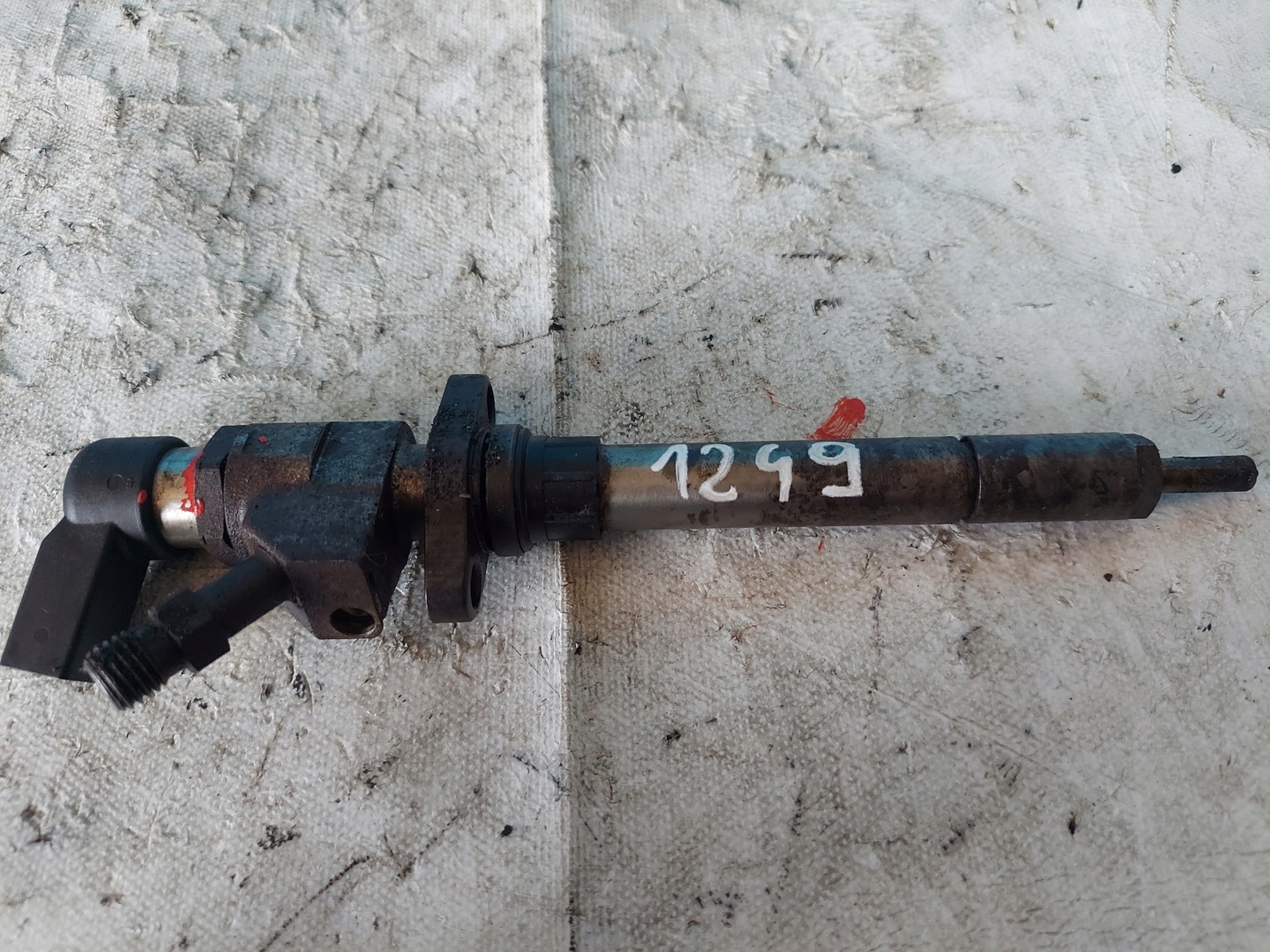 injector V50 FOCUS II SIEMENS 2.0 TD 9857144580