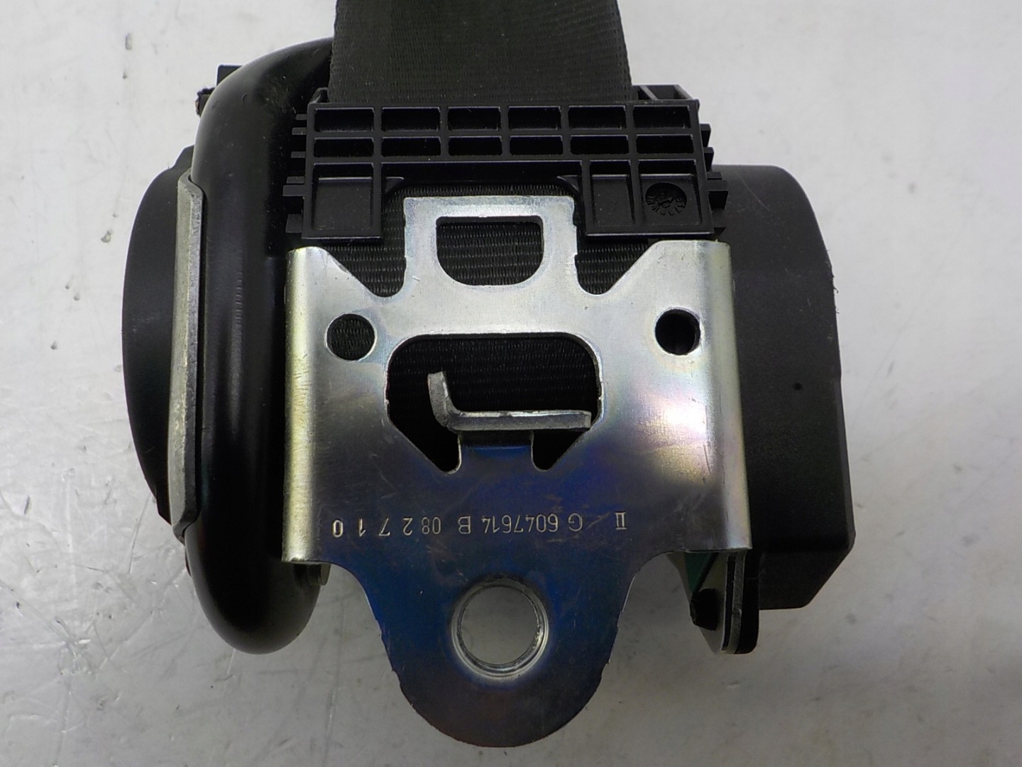 VW GOLF V tension belt safety adjuster 3D left front driver´s 1K3857705H
