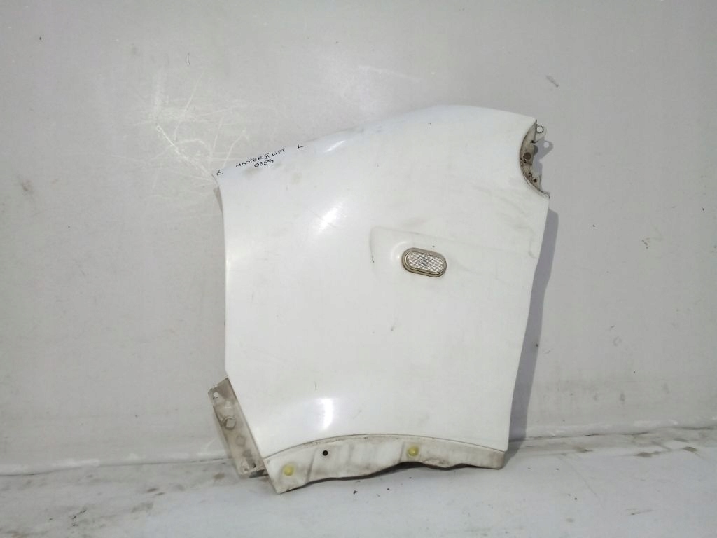Renault Master II 2 lift fender left O389