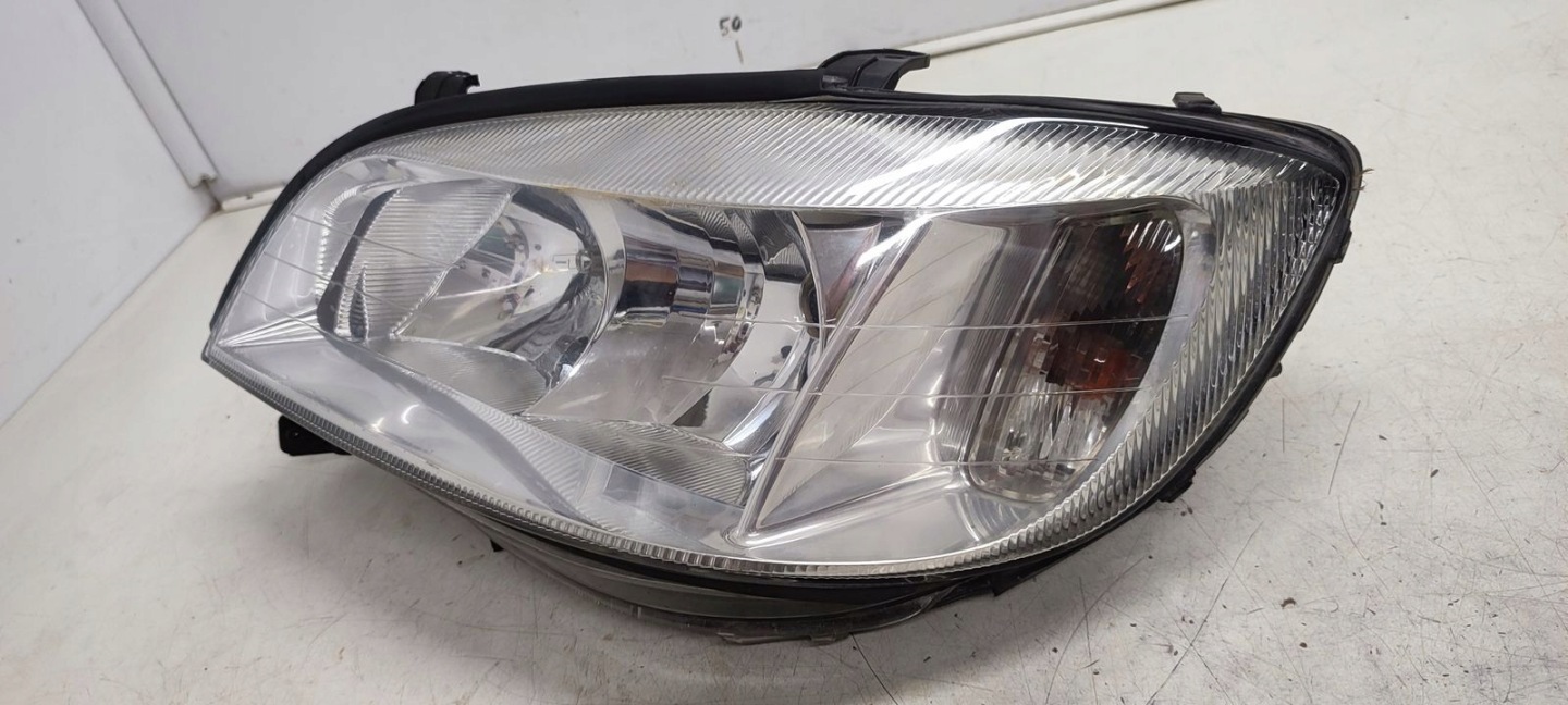 light front front left Opel Zafira A