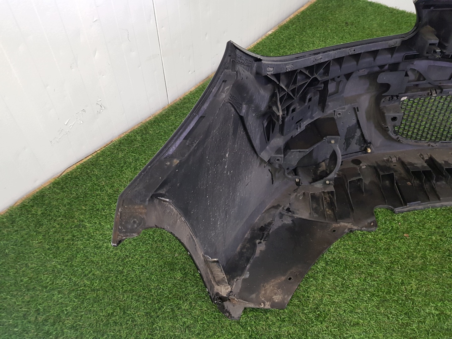 nárazník předek přední SEAT ALTEA