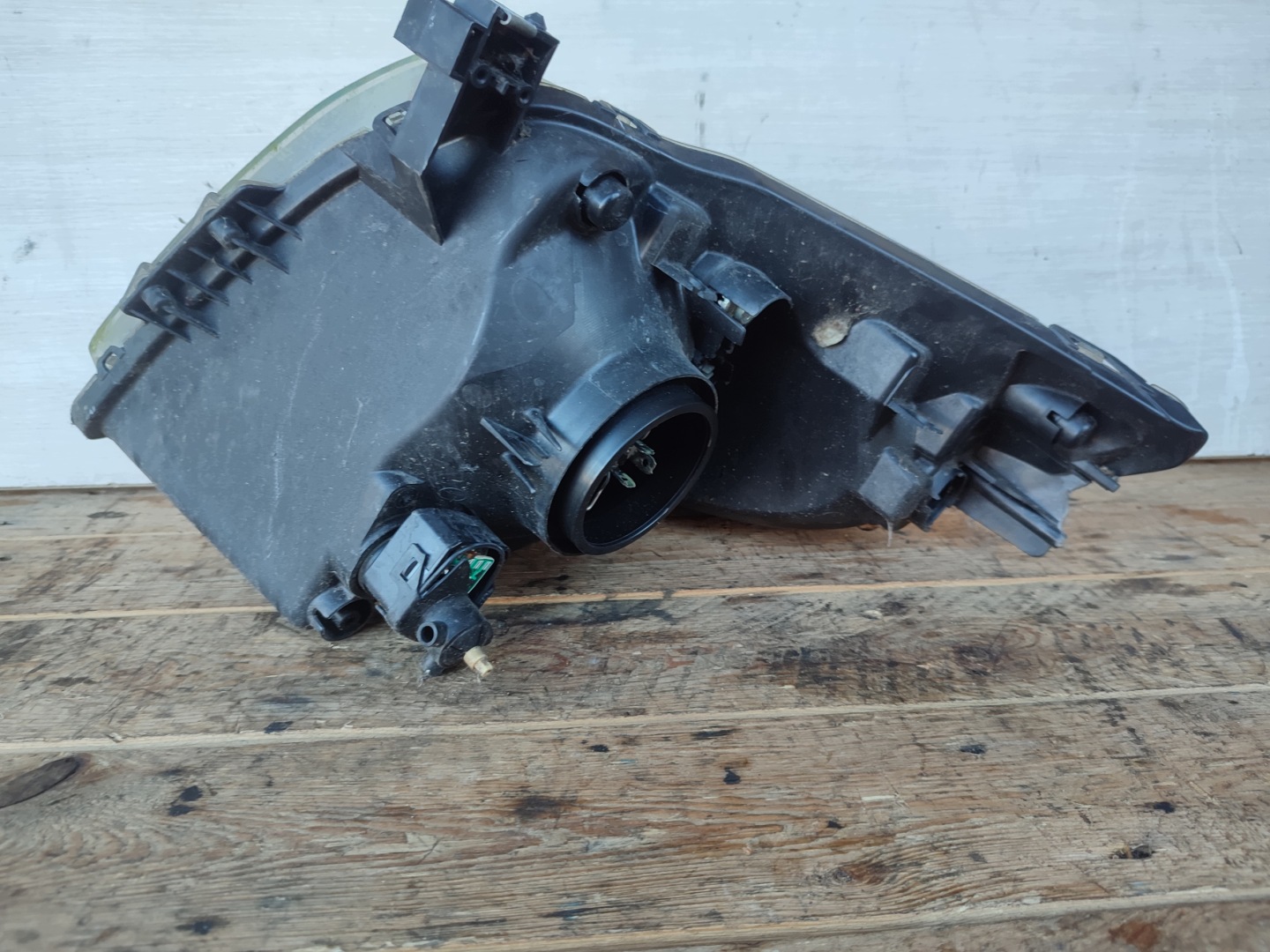 REFLEKTOR light right front SUZUKI SWIFT 09r.