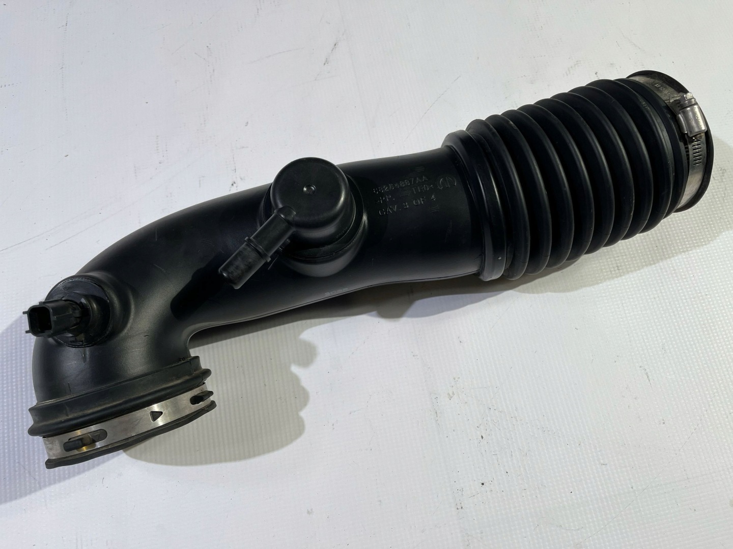 pipe dolotowa wiring air dolotu Dodge RAM 1500 2019