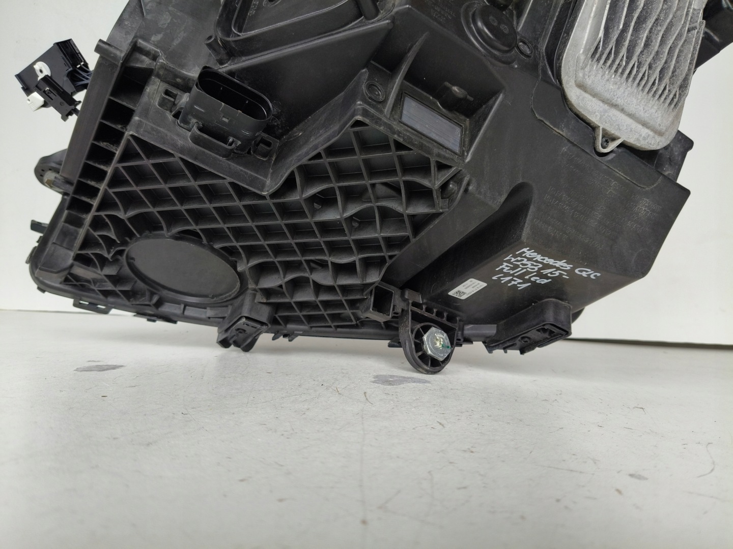 light right REFLEKTOR MERCEDES GLC W253 15- FULL LED