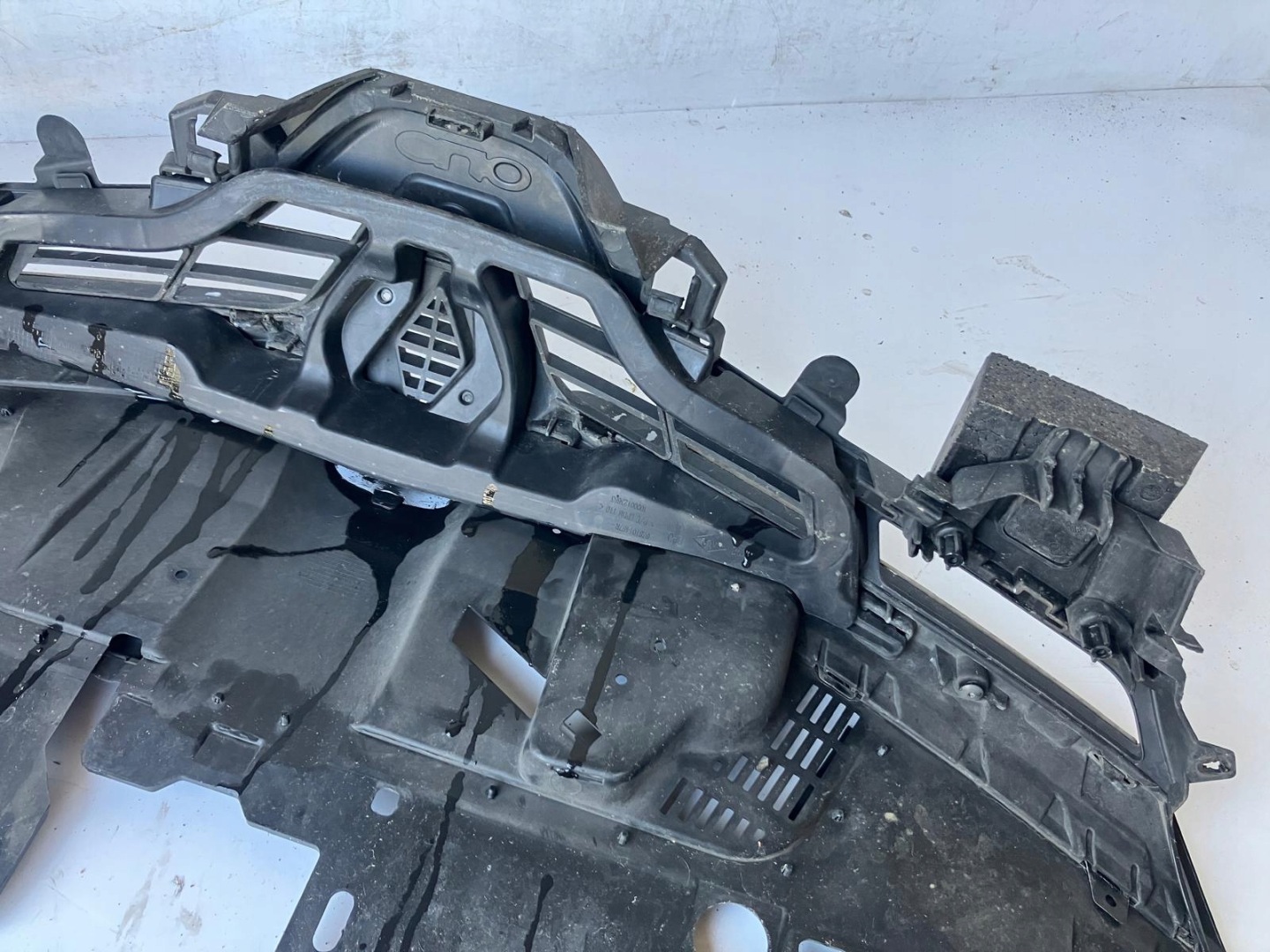Grill Grill RENAULT CLIO IV PRZEDLIFT