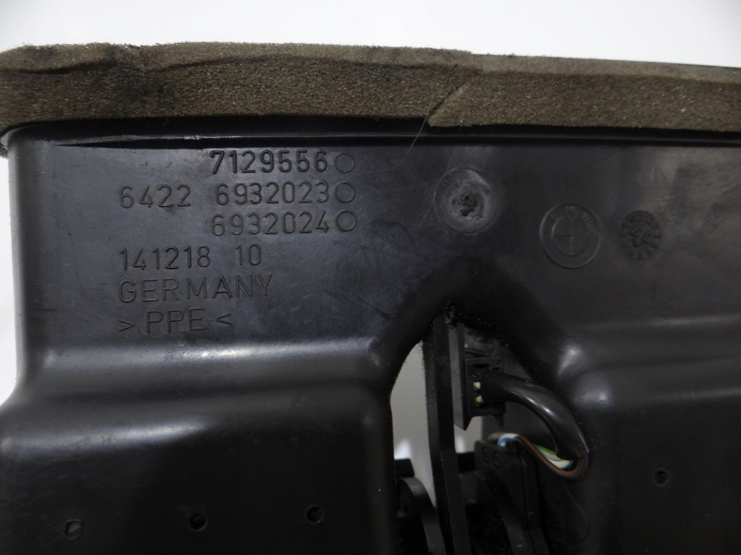 rešetka rešetka ventilacije klimatizacije BMW E93 7129556 (16657475)