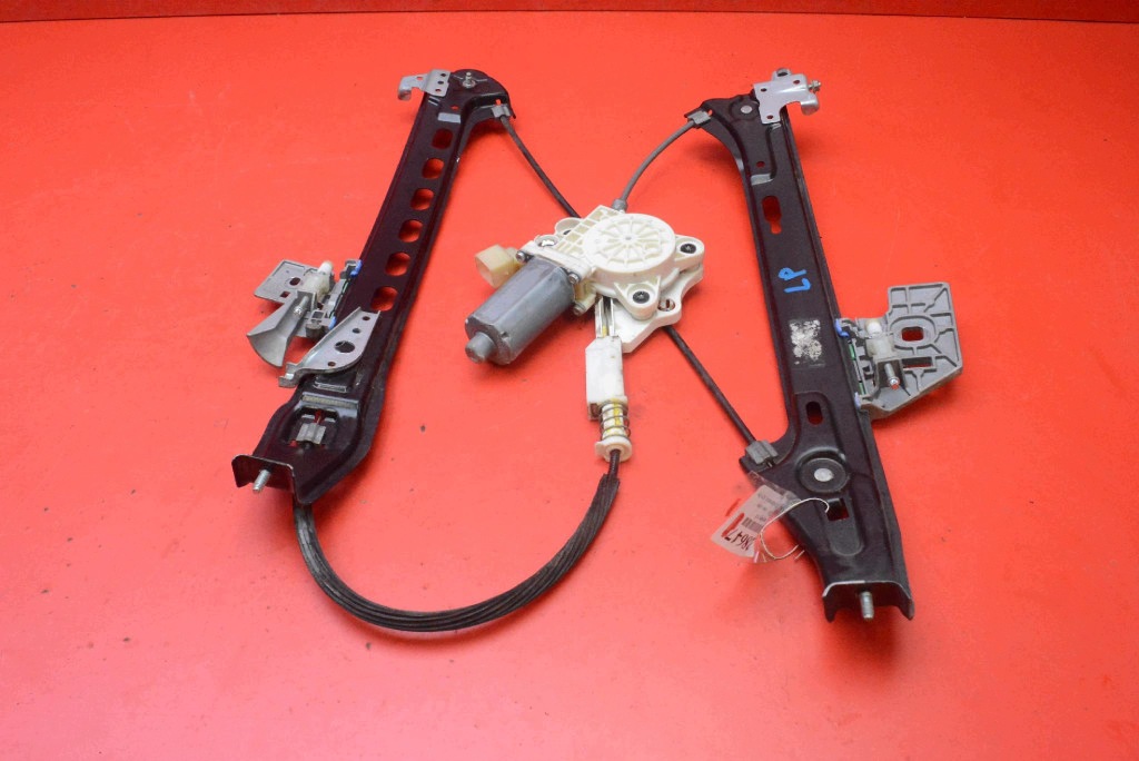 window regulator left rear part A2198200542 MERCEDES CLS C219 04-10