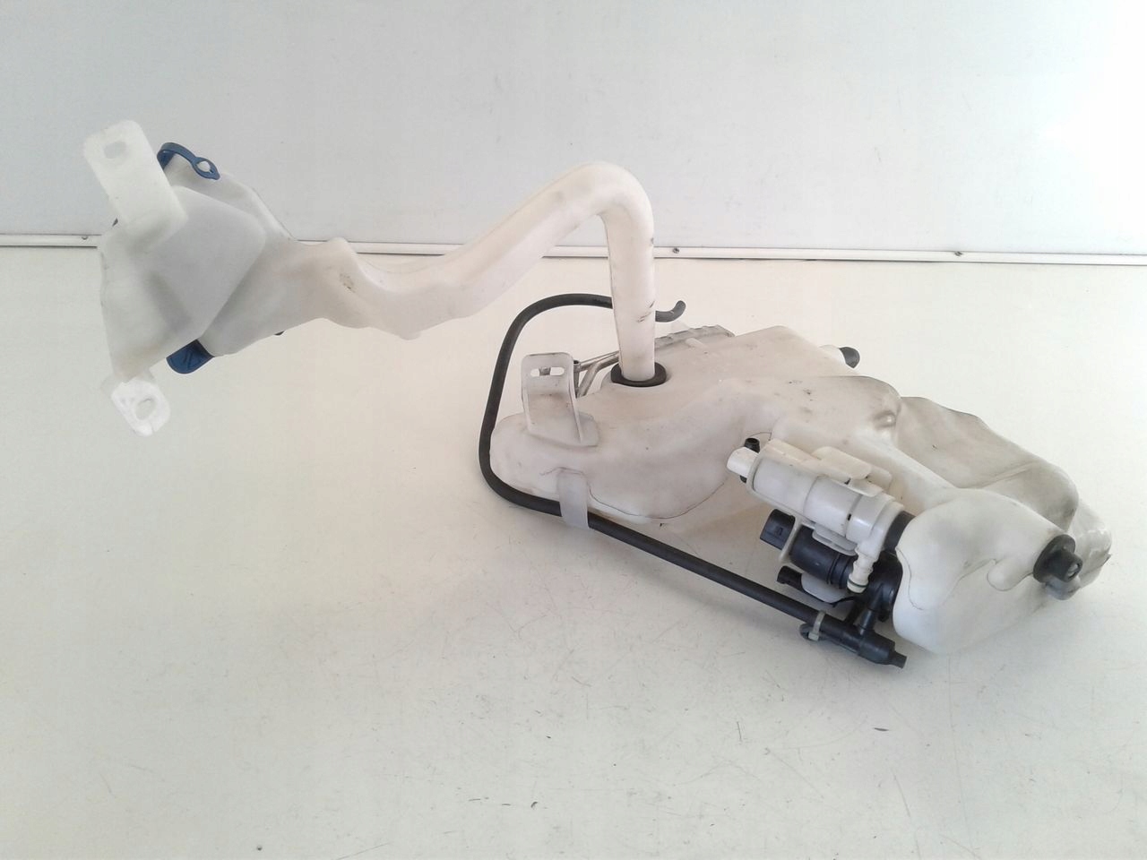 Behälter Spritzdüse 2118603960 Mercedes W211
