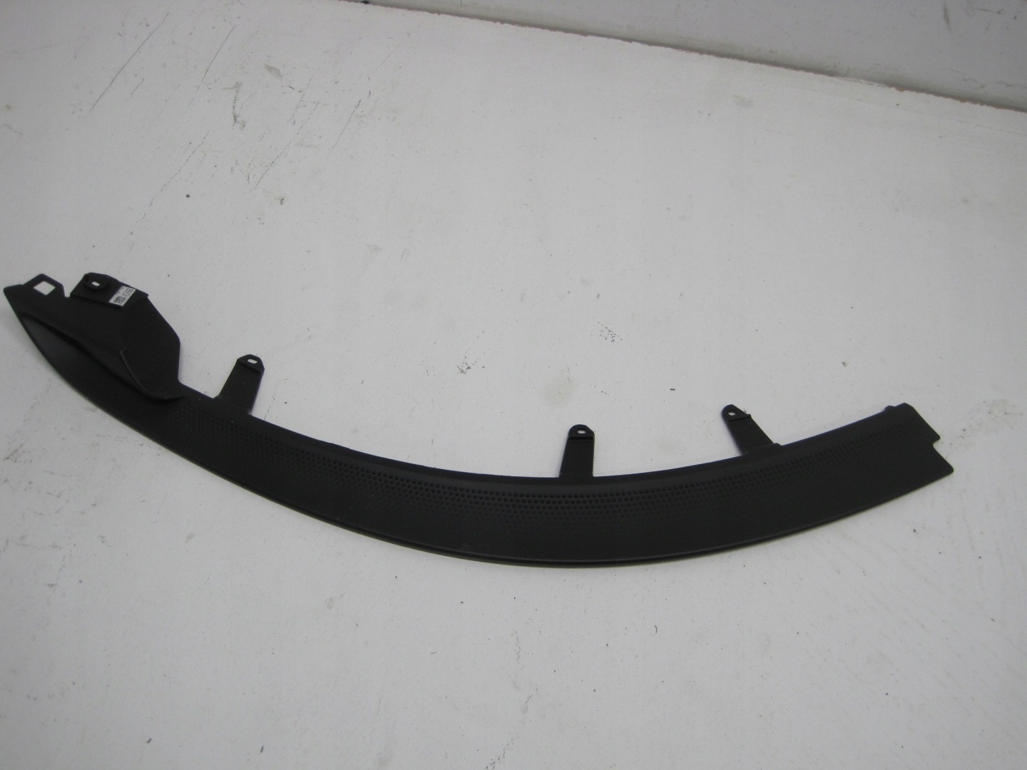 cap moulding bonnet LOGO PORSCHE CARRERA 992807823B