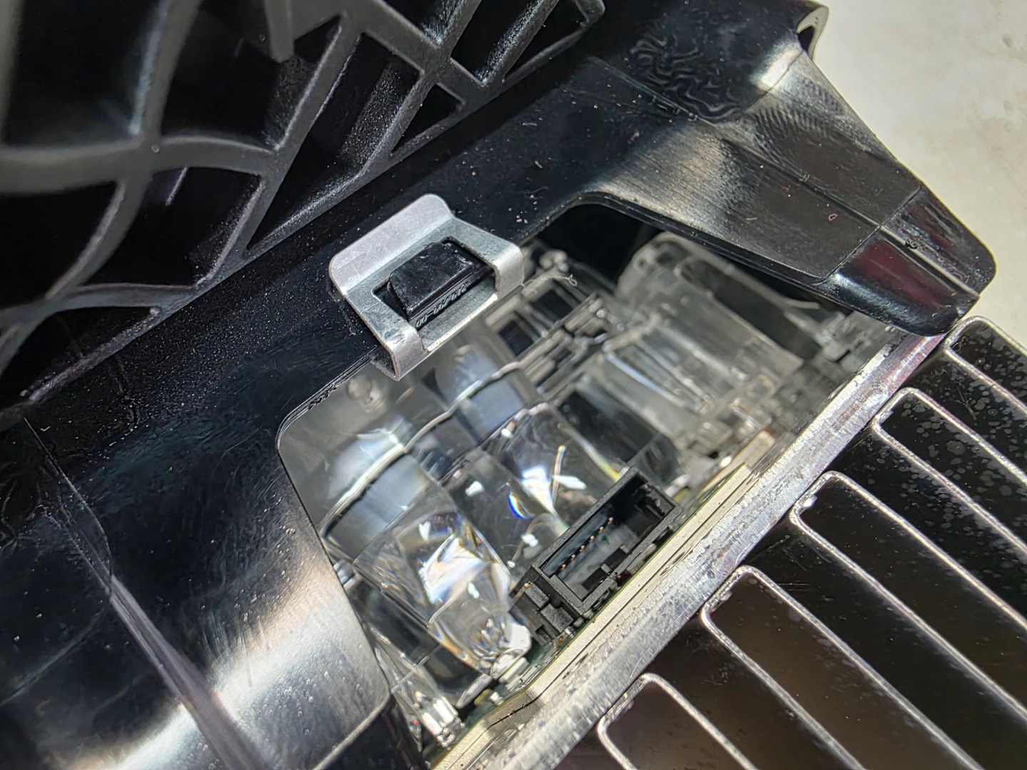 DIODA LED lens REFLEKTORA right front AUDI A6 C8 4K0998473E