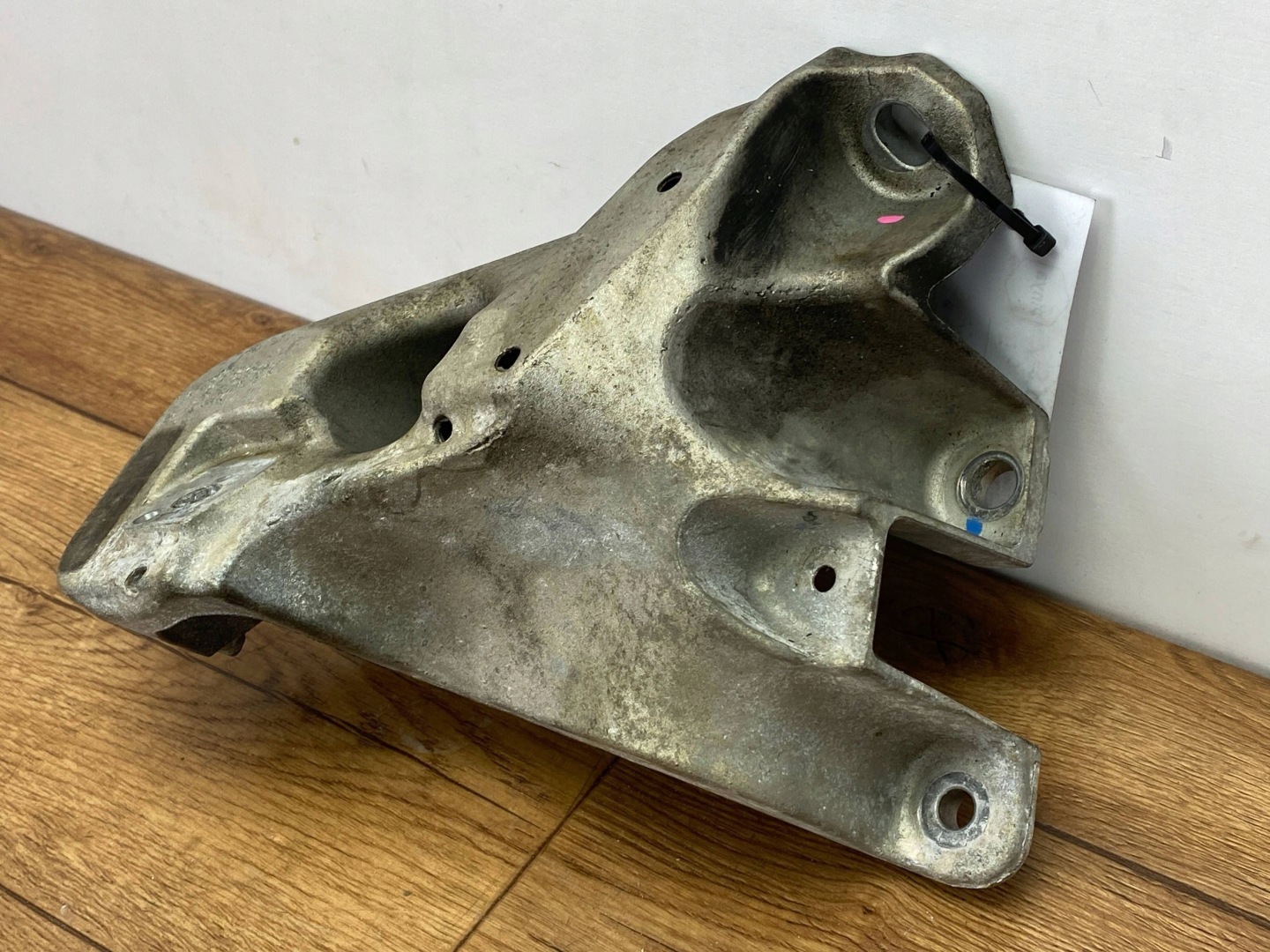 engine mount Chevrolet Camaro SS VI 2016+ 6.2