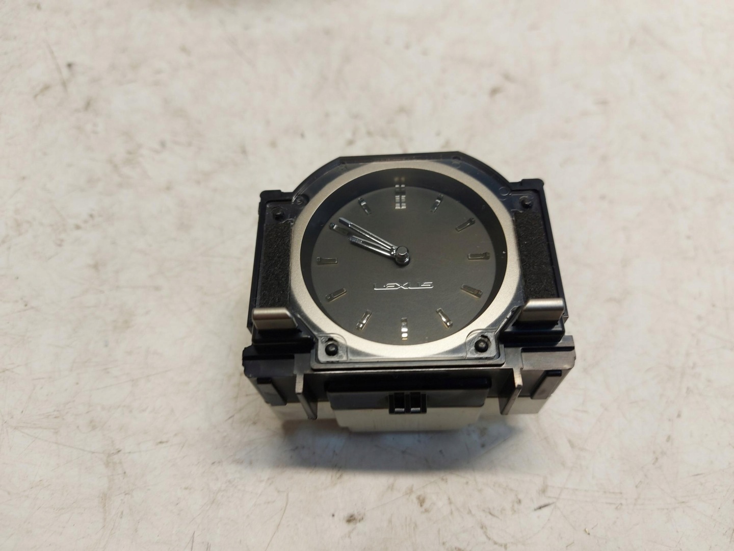 LEXUS IS300H clock cockpit 83910-53131-JLK01