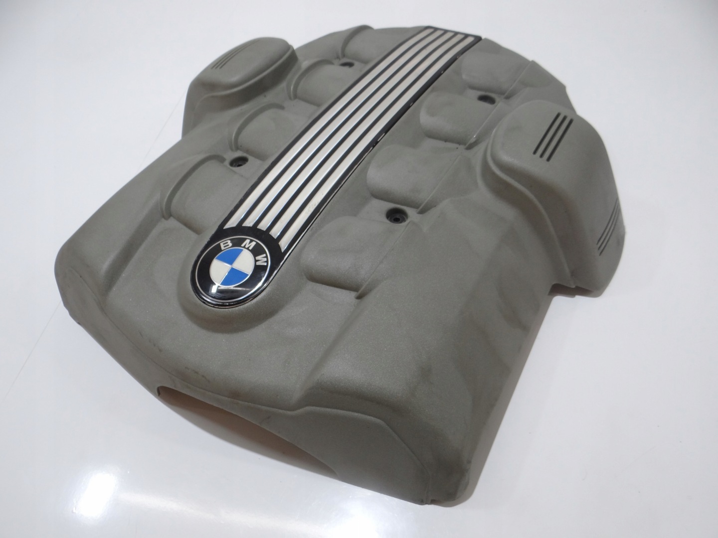Abdeckung Blende Abdeckung DES MOTORS BMW E60 N62N44A 7547378