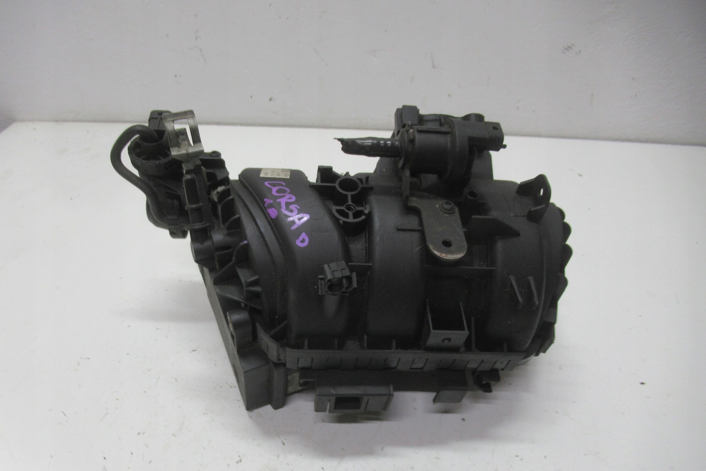 OPEL CORSA D intake manifold 55557905