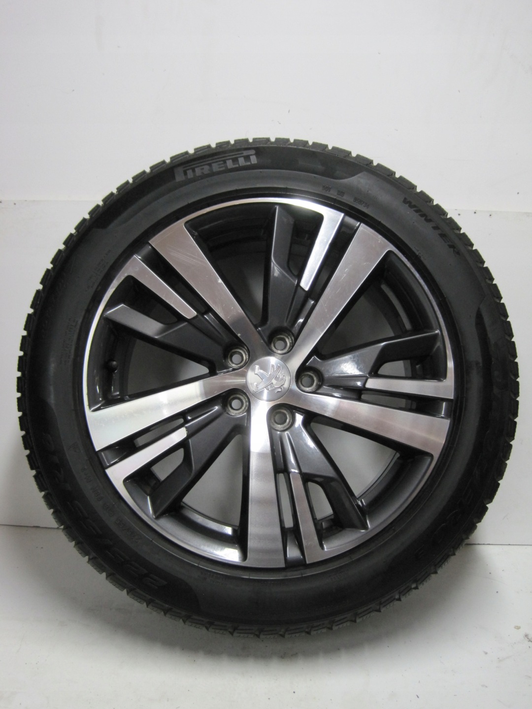 wheels discs tyres PEUGEOT 3008 R18 M+S 4MM