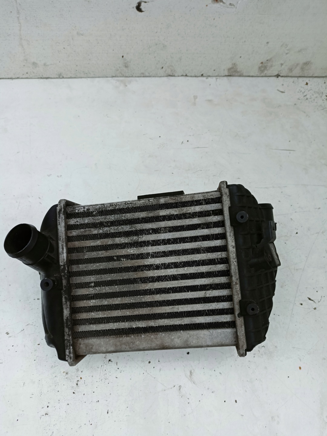 INTERCOOLER links AUDI A4 B6 2.5 TDI 8E0145805P