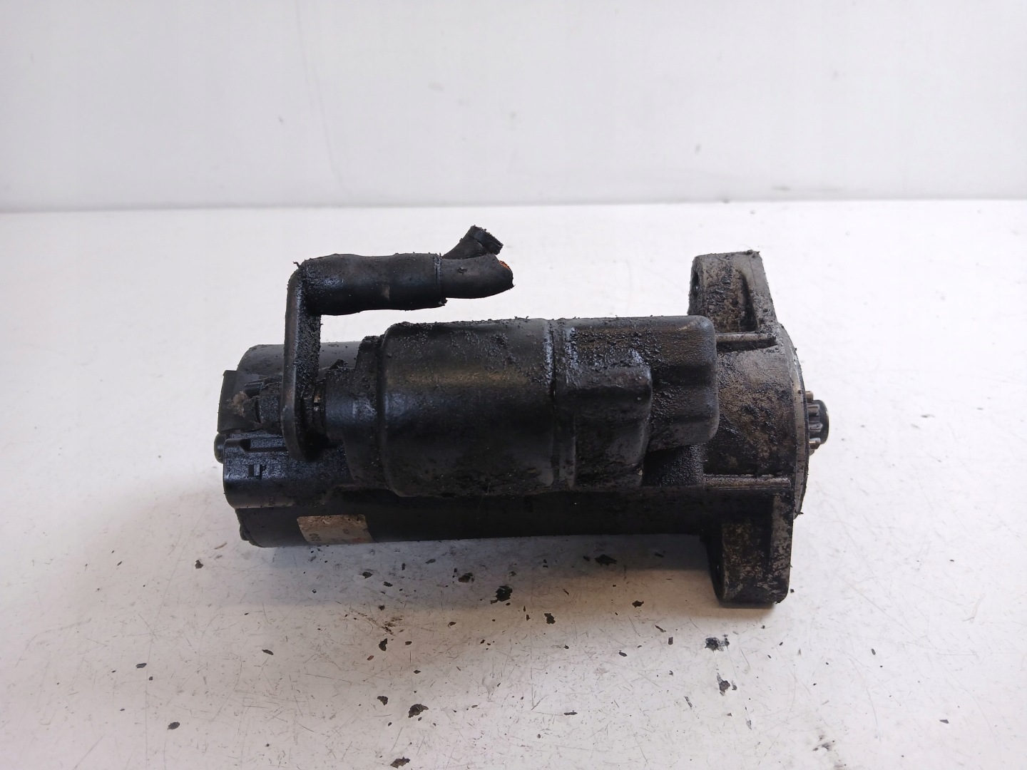 VW CRAFTER a 2.5 TDI startér 0986021630