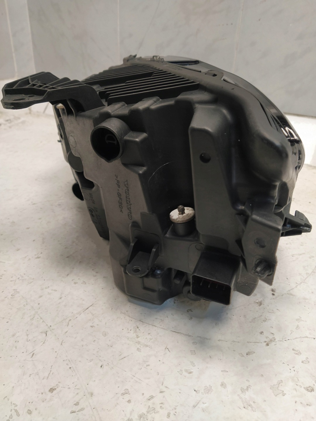 VOLVO XC60 II REFLEKTOR light front right LED MID complete control unit